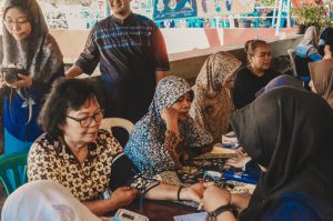 Yayasan Inisias Gelar Baksos Di Kampung Pelangi
