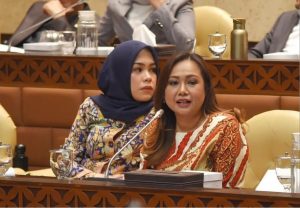 Lasmi Persoalkan Dominasi BUMN Bidang Bongkar Muat