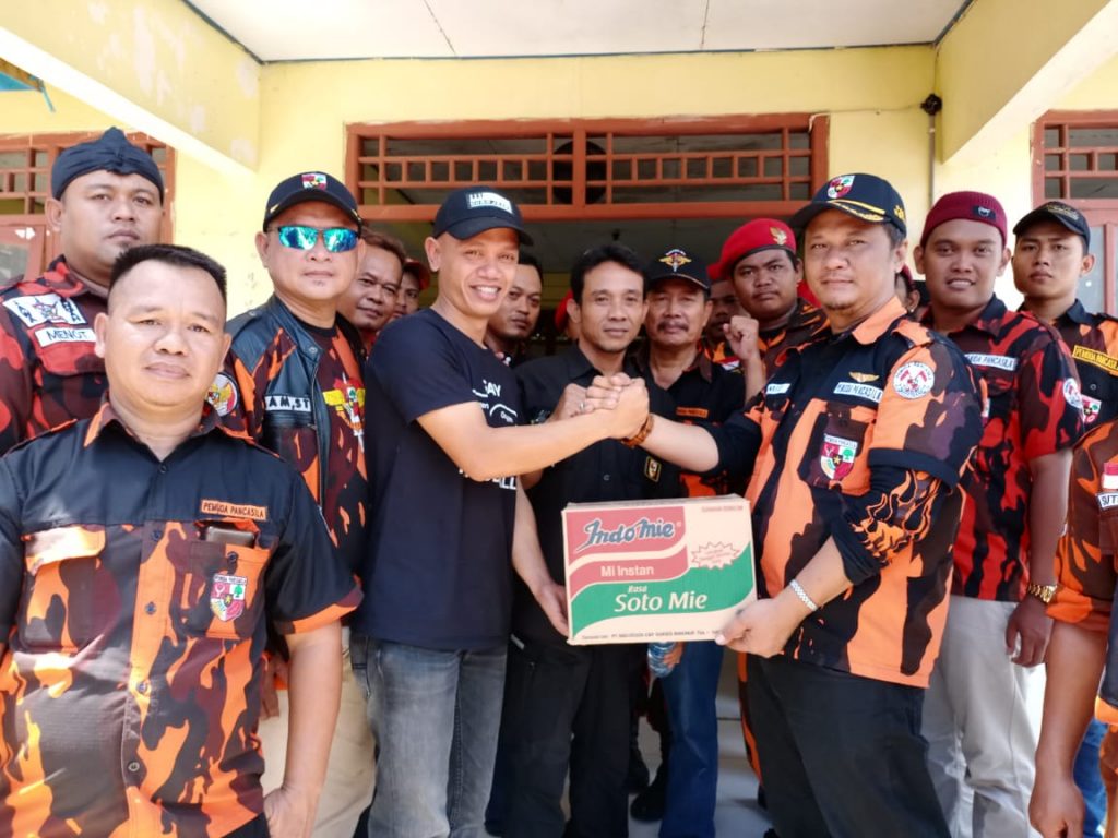 PAC Pemuda Pancasila Semarang Selatan Peduli Korban Banjir Grobogan