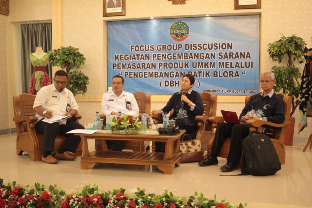 Agar Berkembang, Pemkab Blora Gelar Diskusi Batik Blora