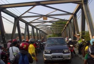 Urai Kemacetan, Jembatan Besi Sampangan Akan Diperlebar