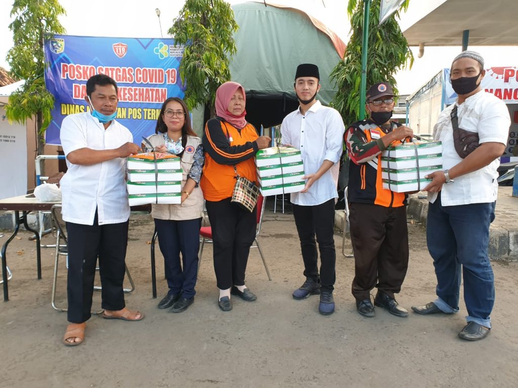 GMMP Berbagi Makanan Buka Puasa di Tengah Pandemi Corona