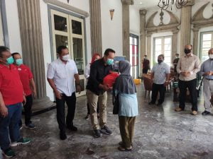 8 Ribu Paket Sembako Kemensos Untuk Warga Semarang Terdampak Covid-19