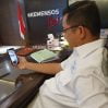 Mensos Juliari Menyapa Pendamping PKH di Depok Via Video Call
