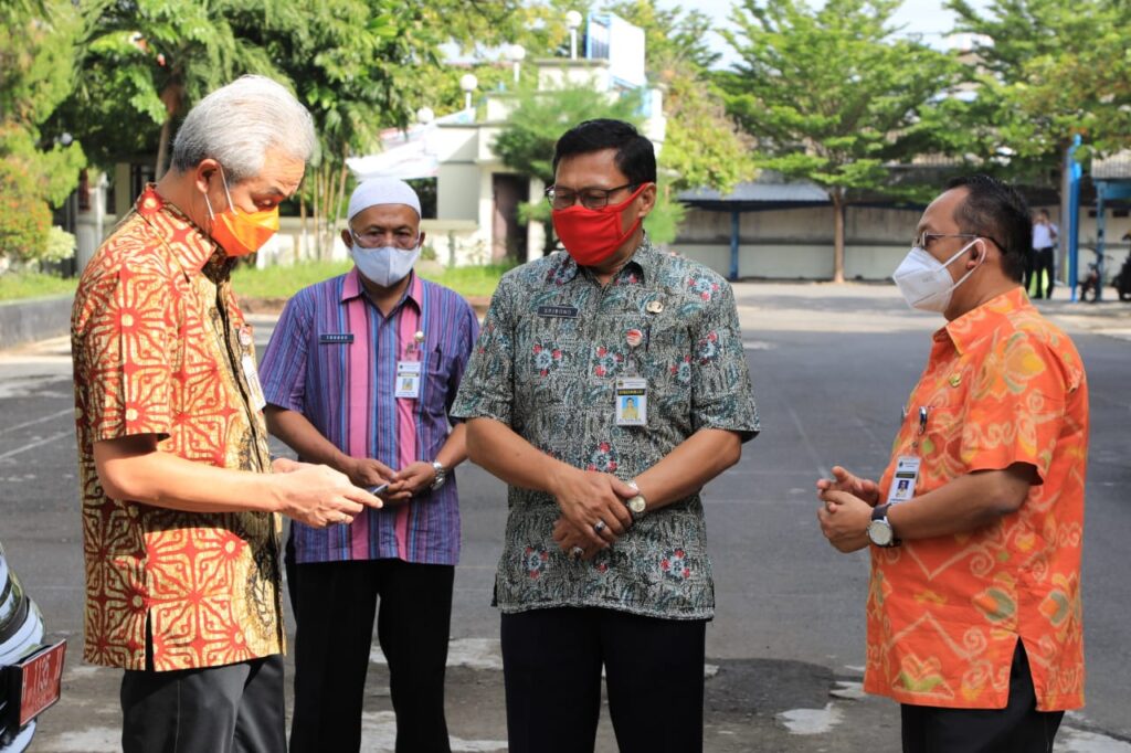 Ganjar : Januari Belum Semua Bisa Tatap Muka