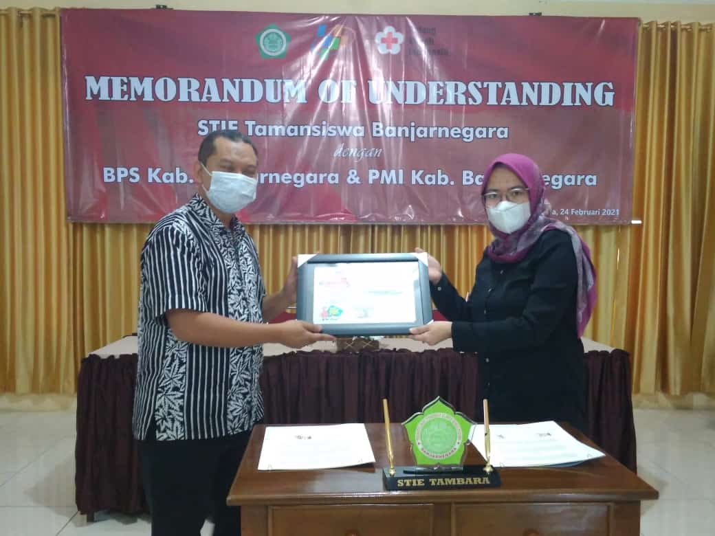 PMI dan STIE Tambara Bertekad Cetak Generasi Muda Peduli Kemanusiaan
