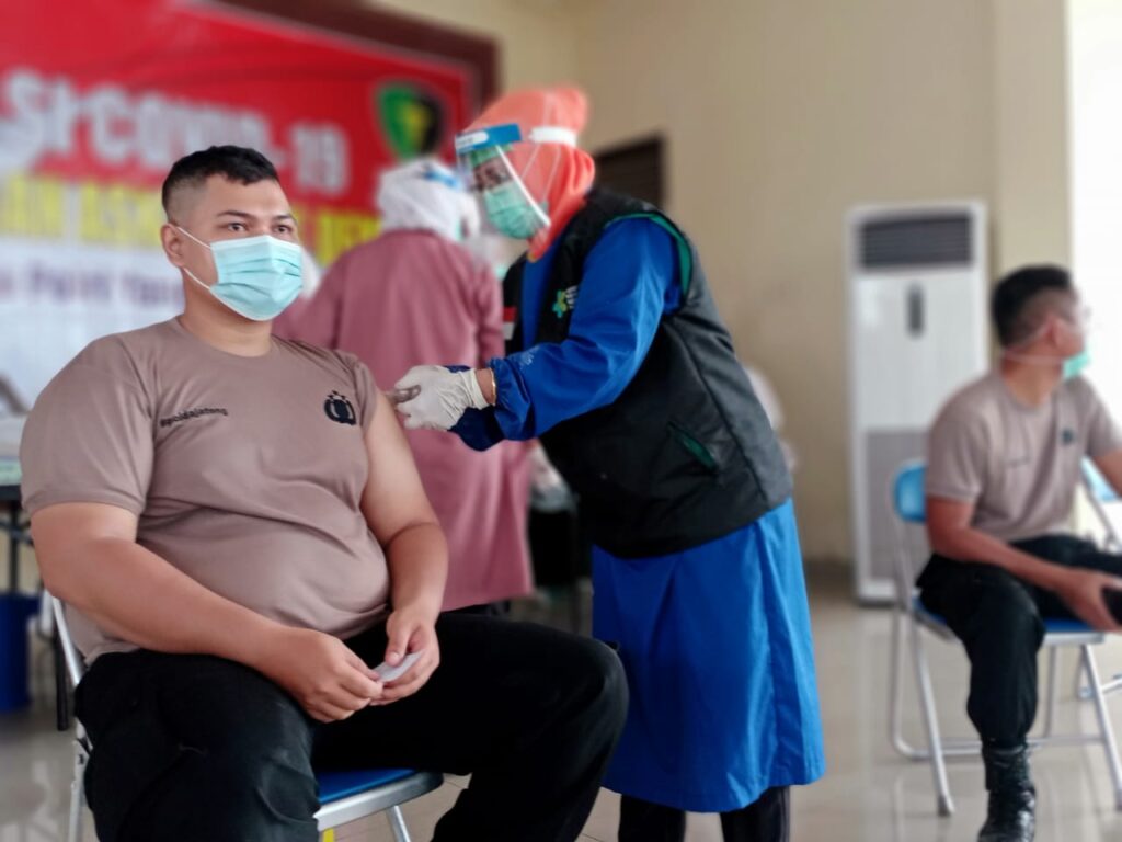 889 Personel Polres Demak Jalani Vaksinasi Covid-19