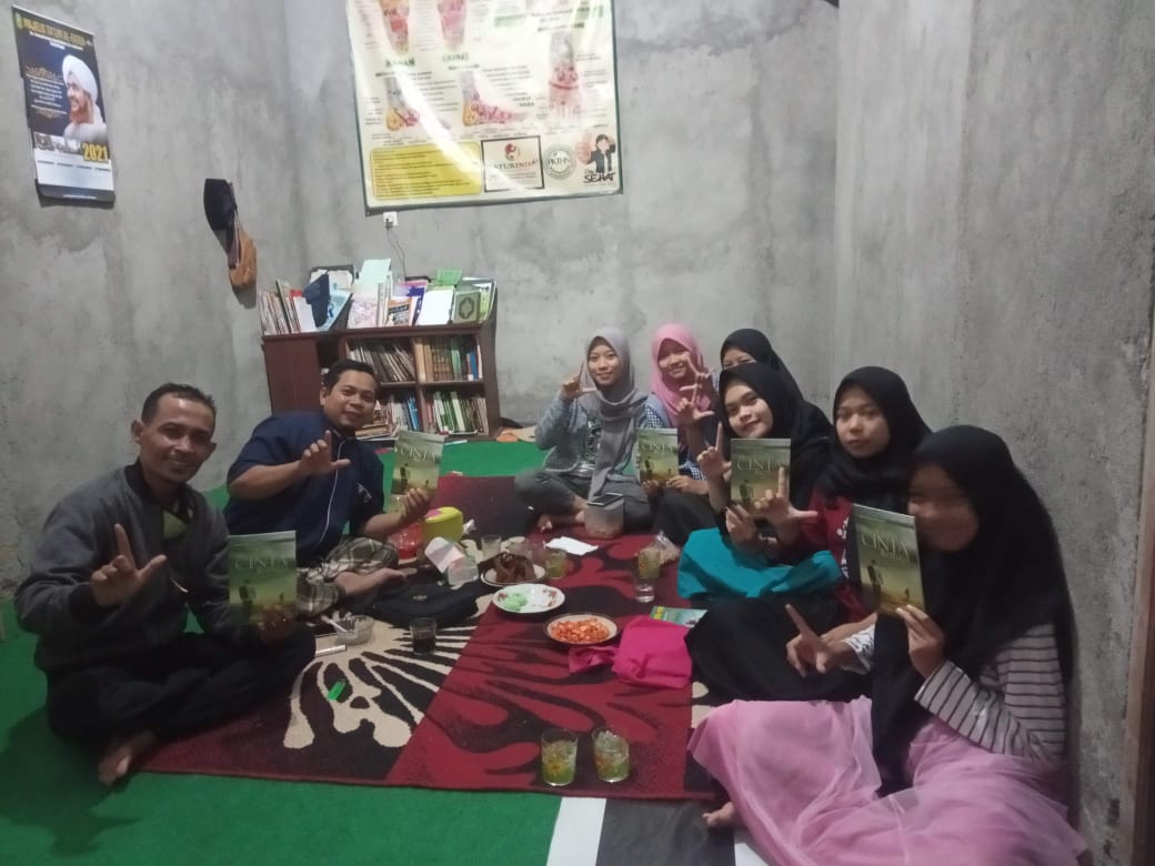 Giatkan Minat Baca, Sejumlah Remaja dirikan Taman Bacaan Masyarakat