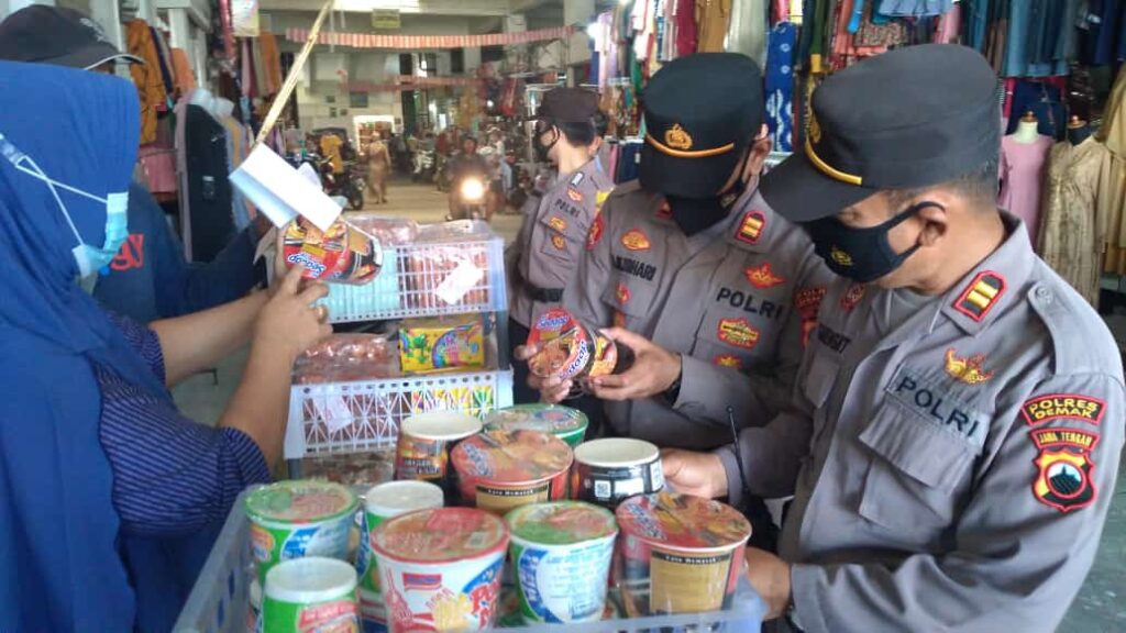 Bulan Ramadhan dan Jelang Lebaran, Polsek Mranggen Sidak di Pasar