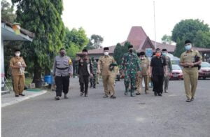 Sholat Ied di Masjid Kauman Kebumen, Bupati Arif Ingatkan Masyarakat Tidak Bermain Petasan