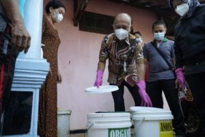 Kampanyekan World Cleanup Day,Bupati Jepara Edukasi Warga Pilah Sampah