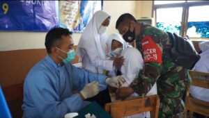 Meski Diwarnai Drama, Vaksinasi Pelajar di Purbalingga Sukses