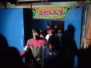 Razia Tempat Hiburan Malam, Polisi Amankan Belasan Wanita Pemandu Karaoke