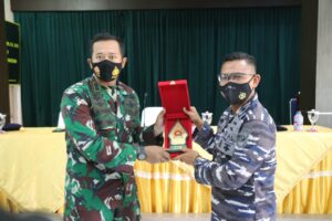 Komandan KRI Bima Suci-945 dan Siswa Taruna/i AAL, Kunjungi Markas Kodim 0703/Cilacap