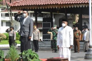 Bupati Banyumas Pimpin Upacara Hari Santri Nasional