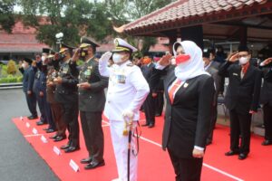 Pemkab Cilacap Gelar Upacara Peringatan Hari Pahlawan ke-76 Tahun 2021