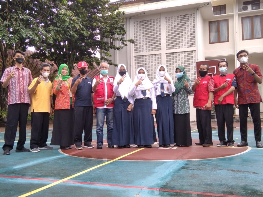 SMP Negeri 1 Banjarnegara Juara 2 Lomba PMR Se-Jawa Tengah