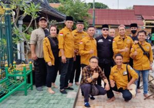 Bersama Hipmi Jateng, JWO Santuni Anak Yatim dan Ziarah ke Makam Masjid Agung Demak