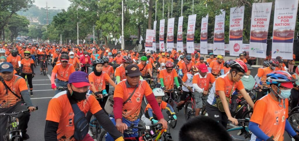 Ribuan Peserta Ikuti Gowes dan Jalan Sehat Caring For Nation 4 di Kota Semarang