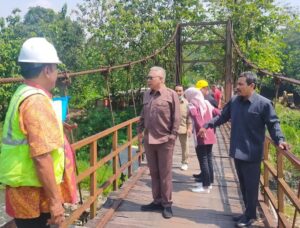 Dongkrak Sektor Pariwisata, Dewan Minta Pembangunan Jembatan Kaca Tinjomoyo Sesuai Target