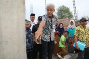 Cek Pembangunan Pasar di Brebes Gubernur Jawa Tengah Ganjar Pranowo Laporkan Jika Ada Korupsi