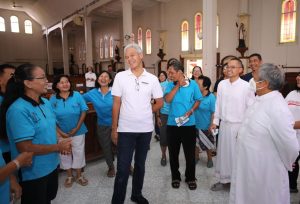 Gubernur Jateng Ganjar Pranowo Cek Paskah di Gereja Santo Antonius; Sudah Siap, Kita Doakan Lancar