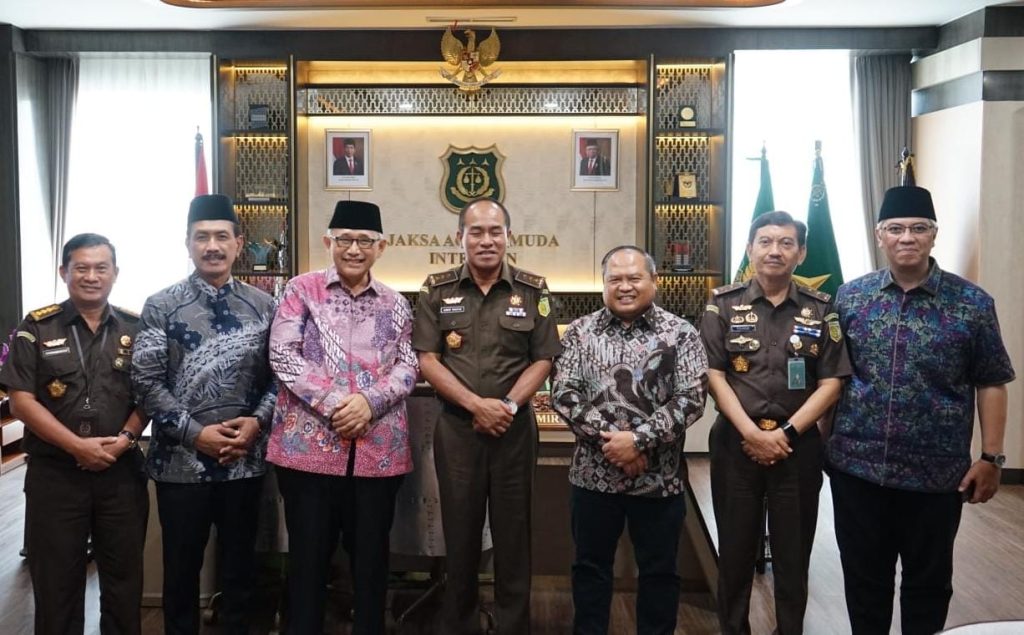 Silahturahmi Dengan LDII. Kejagung Tegaskan Negara Membebaskan Rakyatnya Beribadah Bagi Umat Beragama