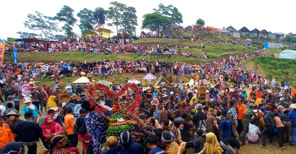 Sedekah Bumi di Desa Babadan Banjarnegara, Wujud Rasa Syukur Warga, Ini Selengkapnya
