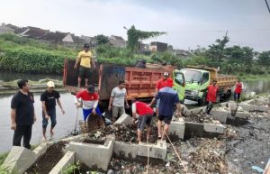 Cegah Banjir, DLH Kota Semarang Ajak Warga Kelola Sampah dengan Bijak