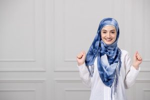 6 Tips Padu Padan Warna Baju dan Hijab agar Cantik Maksimal Bagi Hijaber