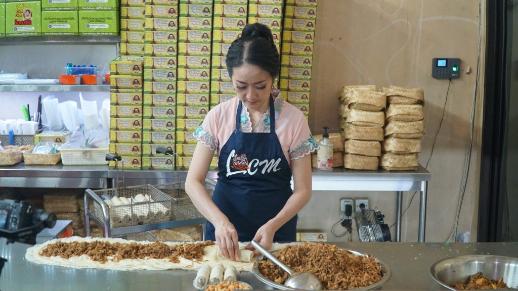 Gebyar Satu Dekade Lunpia Cik Meme Berkarya Ungkap Cinta dalam Kuliner di Kota Semarang