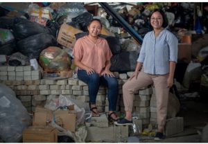 Manfaatkan Bank Sampah, Rebricks ‘Sulap’ Sampah Plastik Jadi Paving Block