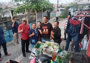 Dua Sahabat Hibur Warga Palebon, Hendi dan Iswar Selaraskan Program Pembangunan