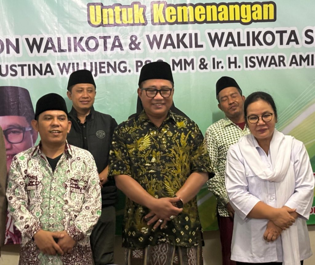Ratusan Kiai Kampung Kecamatan Genuk Deklarasi Dukung Agustin-Iswar untuk Pilkada Semarang Aman dan Damai