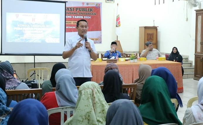 Konsultasi Publik Perundang-Undangan, Ketua DPRD Kota Semarang Berikan Pemaparan