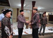 Wakil Bupati Banjarnegara Wakhid Jumali di Sambut Sekda beserta Jajaranya  di Rumah Dinas