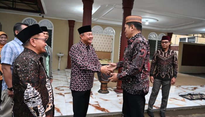 Wakil Bupati Banjarnegara Wakhid Jumali di Sambut Sekda beserta Jajaranya  di Rumah Dinas