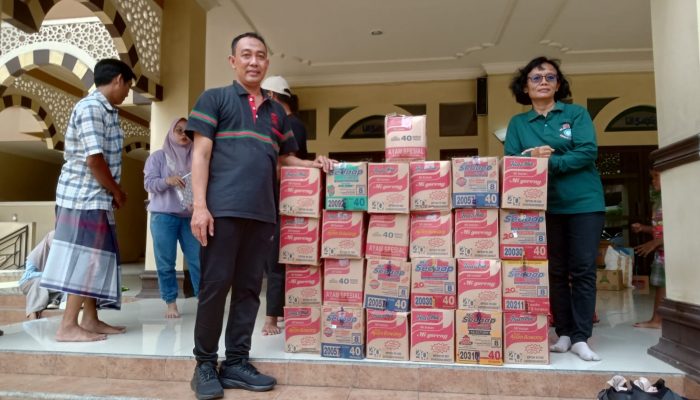 Gercep! Pemkot Semarang Salurkan Bantuan Untuk Warga Kebanjiran