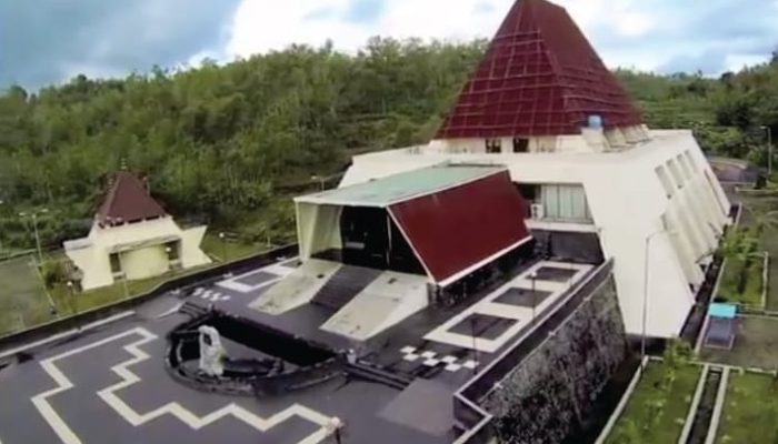 Hubungan Klasik Pendirian Pabrik Semen dan Penolakan Warga di Wonogiri