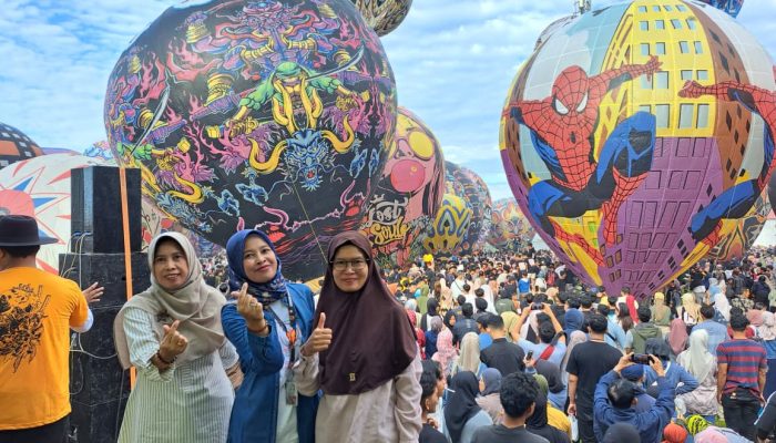 Festival Balon Udara Mendolo Bumireso 2025, Meriah dan Dipadati Ribuan Pengunjung