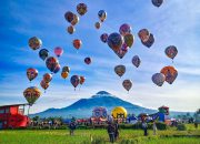 Hari Pertama Festival Mudik 2025, Ratusan Balon Udara Hiasi Langit Wonosobo