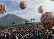 Festival Balon Udara Desa Reco Meriahkan Rangkaian Festival Mudik 2025
