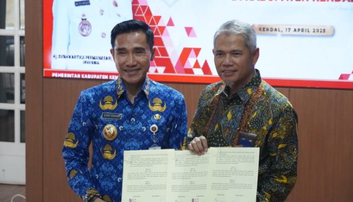 Volume Sampah di Kabupaten Kendal Jadi Bahan Bakar Pembuatan Semen