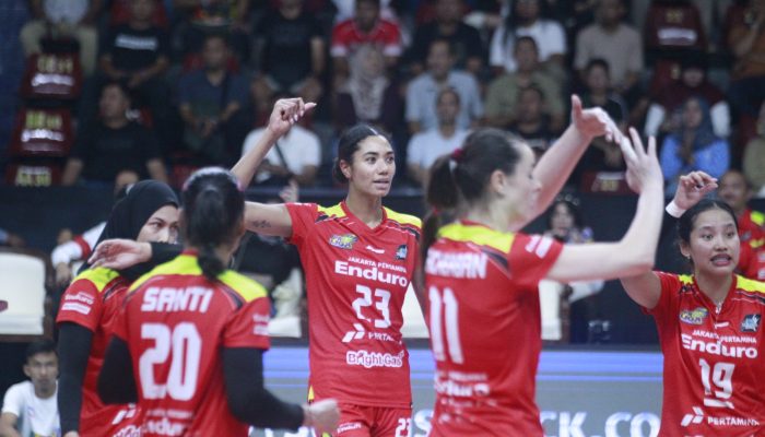 Lolos Grand Final Pertama Tim Putri Pertamina Enduro Usai Kalahkan Petrokimia di PLN Mobile Proliga 2025