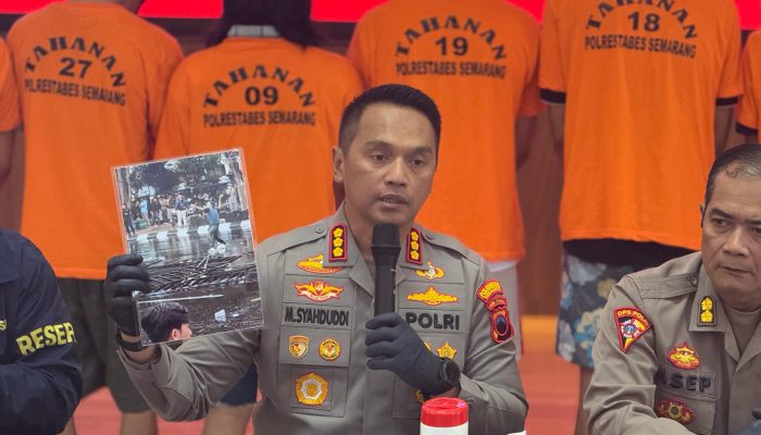 Demo Buruh Semarang Berujung Ricuh, Provokator Lima Mahasiswa Ditahan