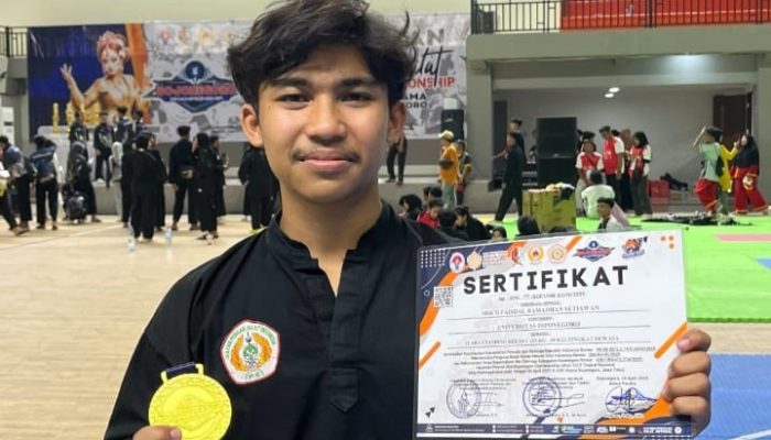  Juara 1 Nasional Pencak Silat, Moch. Faishal Mahasiswa FPP UNDIP
