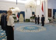 Presiden RI Terima Surat Kepercayaan 8 Duta Besar Negara Sahabat di Istana Merdeka, Jakarta