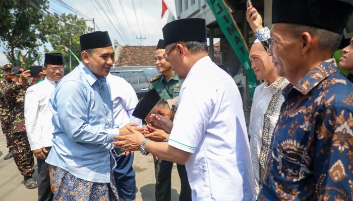 Orang Tua Siswa di Jawa Tengah Keluhkan Masalah Study Tour dan Wisuda