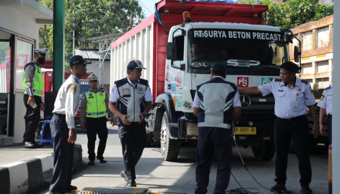 Tim Gabungan Jateng Razia ODOL di Magelang : Pasca Laka Maut Purworejo