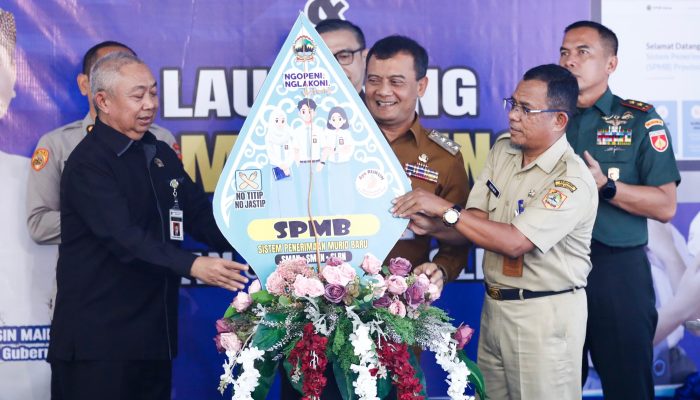 Jateng Pertama di Indonesia, Gratiskan Siswa Miskin di 139 Sekolah Swasta
